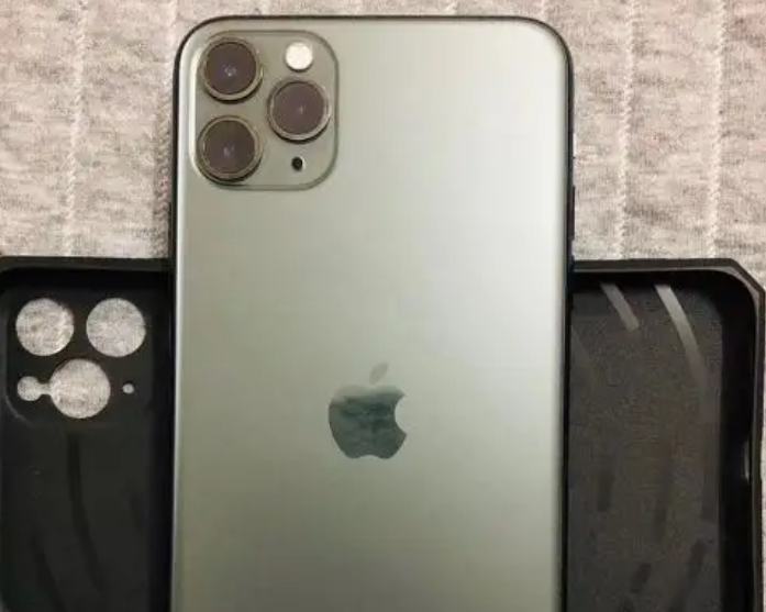 包河区苹果11PM换电池价格分享苹果iPhone 11 Pro Max换电池多少钱