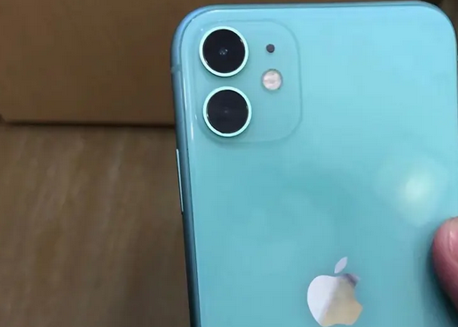 包河区苹果11换屏维修店分享换一个iPhone11原装屏幕大概多少费用
